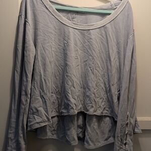We The Free Light Gray Long Sleeve Top
